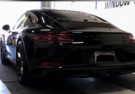 BLACK CAR 2018 Porsche 911